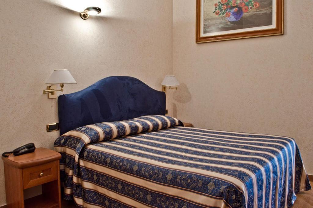Hotel Brignole Genoa Ruang foto